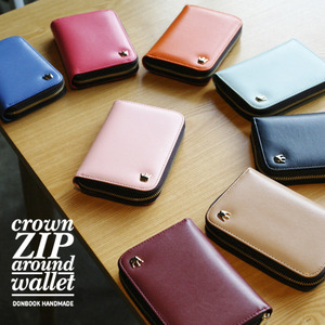 Crown zip around wallet
